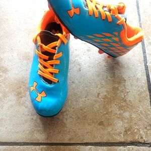 Under armor kids cleets